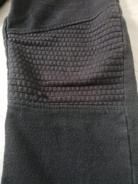 Tepláky 122/128, kik,122