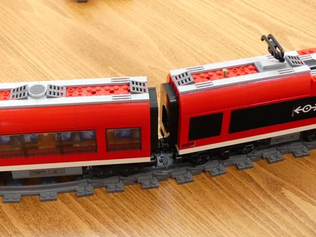 Lego city 7938 - osobný vlak, 