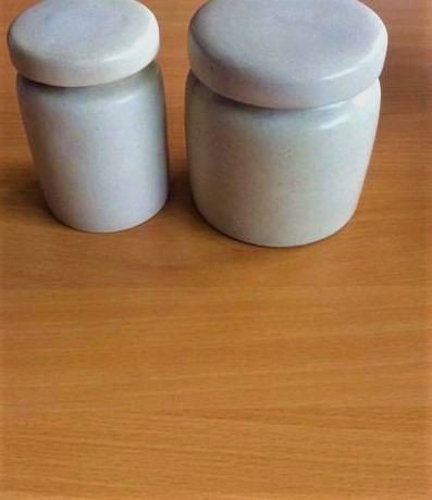 Ozdobné kameninové dózy 2 ks, 