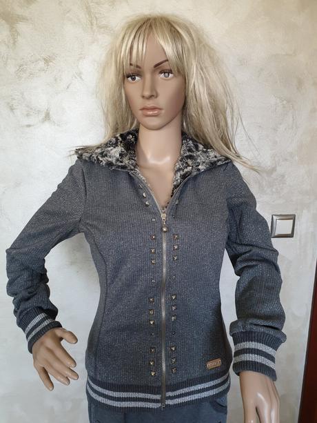 Met zateplena mikina - pc 219 eur, met,s