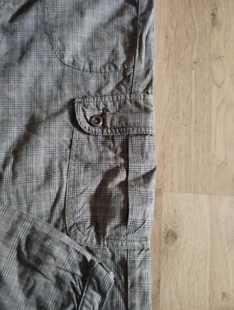 Dámske nohavice na traky, s