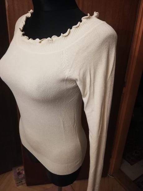 Krémový svetrík, m