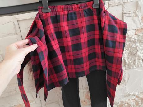 Sukna s leginami, reserved,122