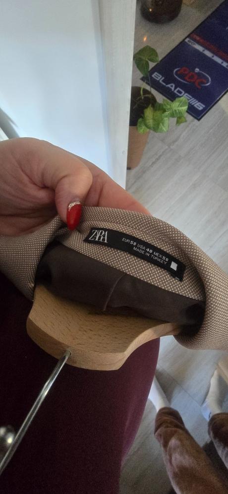 Elegantny zara oblek, <50