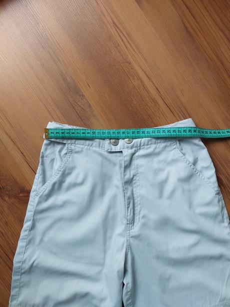 Nohavice trojstvrtove, 128