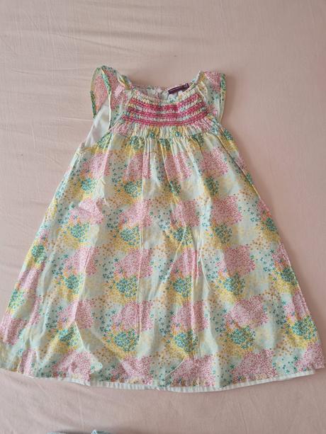 Šaty a svetrík, sergent major,116