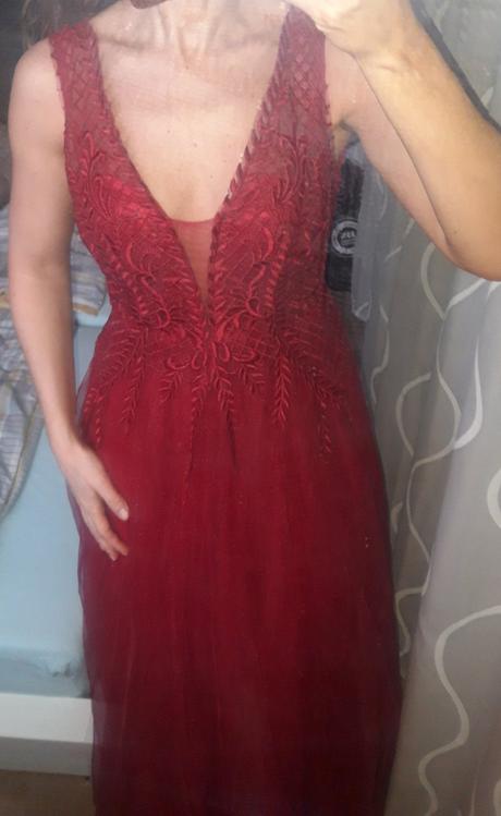 Nové spoločenské šaty predaj, s