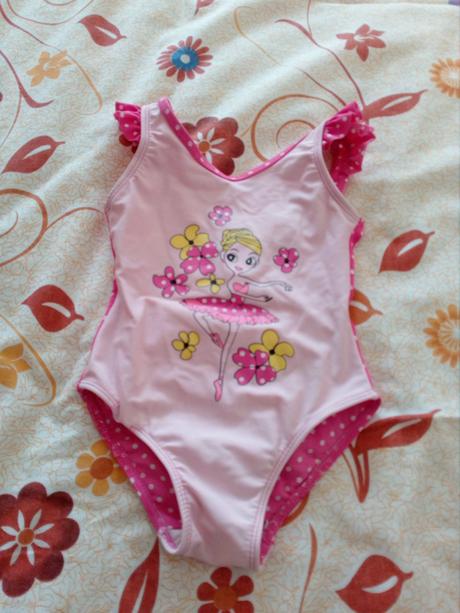 Plavky pre dievcatko, 98