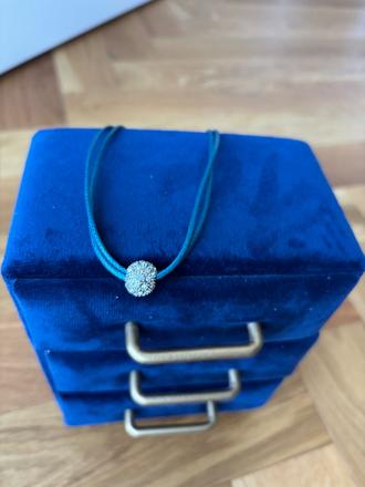 Náhrdelník tyrkysovy bižu, 
