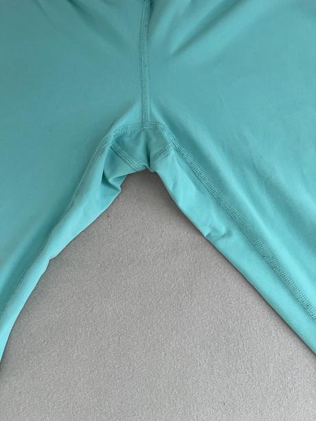 Leginy zn. abraka mentolovy vanok, s