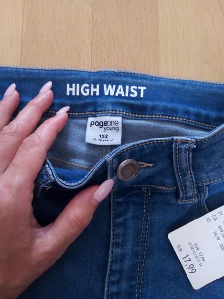 Džegíny, takko,152