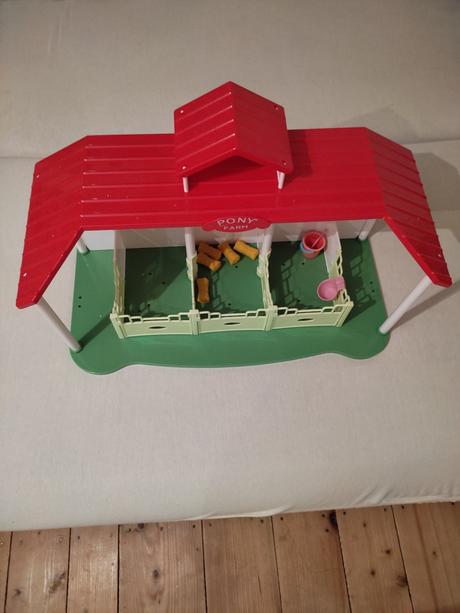 Mastalka pre koniky, 