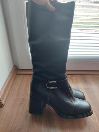 Kozene cizmy na podpatku c.39, 39