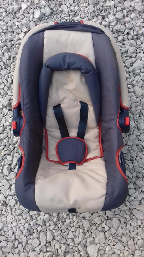 Autosedačka vajíčko, 