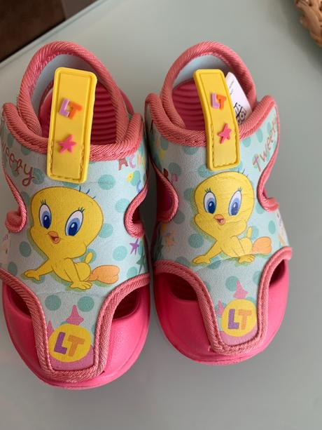 Sandále tweety looney tunes, 22