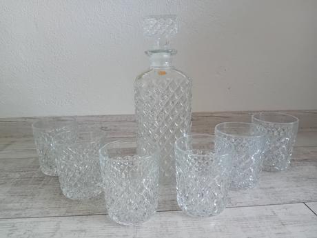 Súprava na whiskey, 