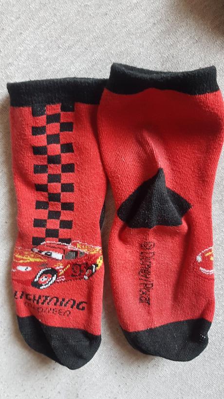 2x mcqueen ponožky, pepco,26