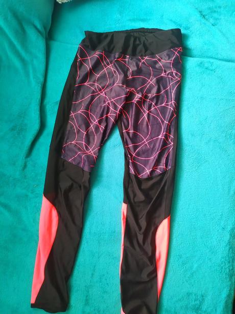 Damske sportove leginy, s