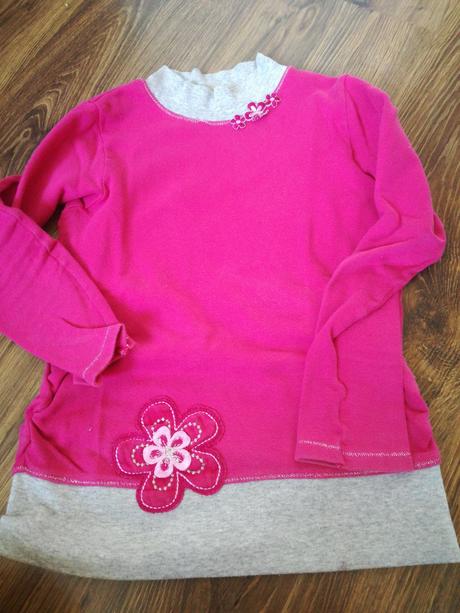 Dievčenské tričko, 122