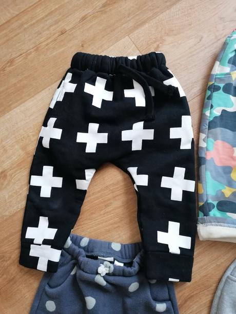 Zateplené nohavice/tepláky, 92