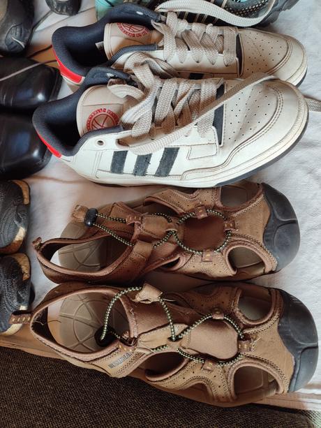 Topanky adidas do skoly vhodne aj do dažda kožene, adidas,40