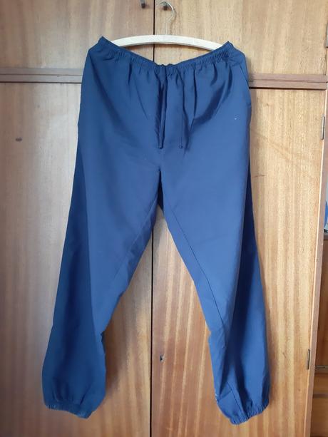 Športové nohavice, decathlon,182