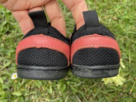 Pegres tenisky, pegres,28