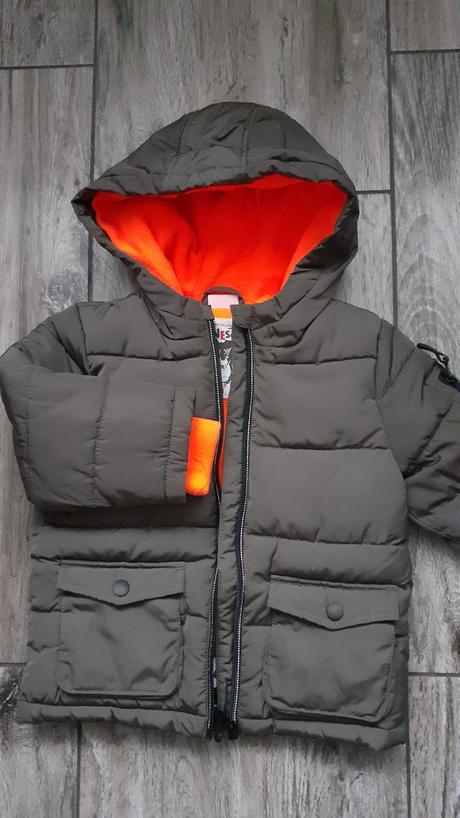 Zelená vetrovka, f&f,92