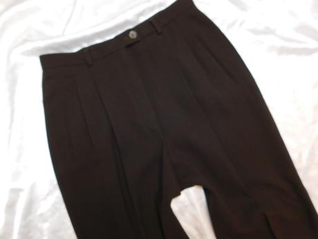 Luxusne elegantne nohavice, 40