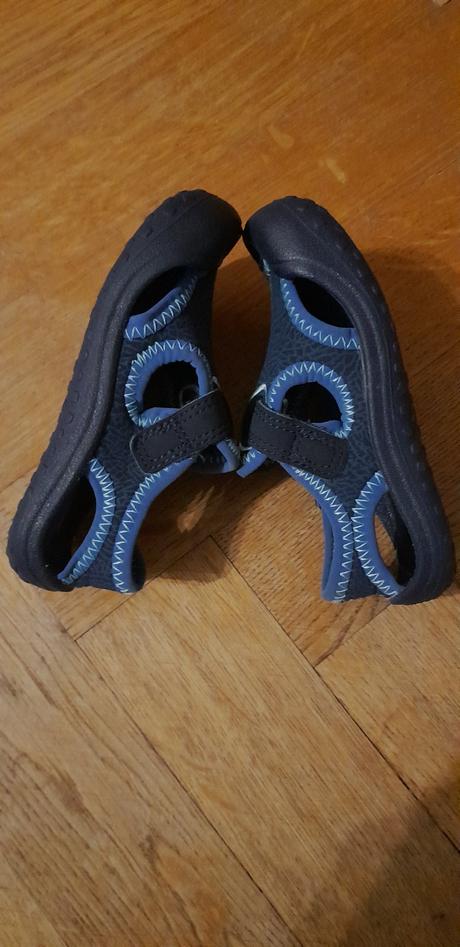 Neoprénové sandále, nike,21