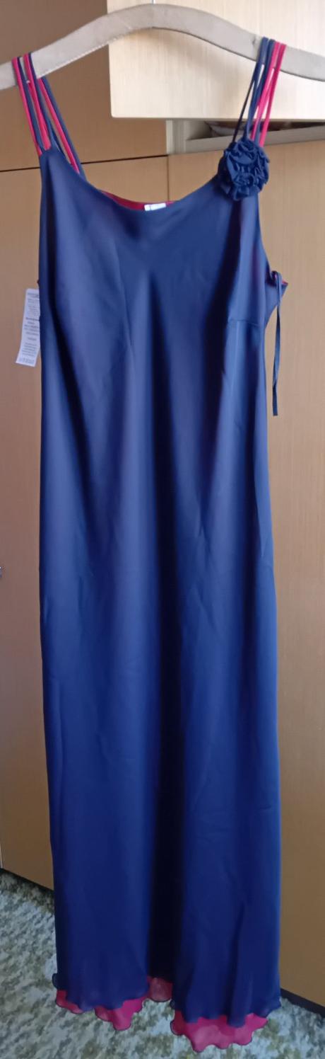 Spoločenské šaty, 46