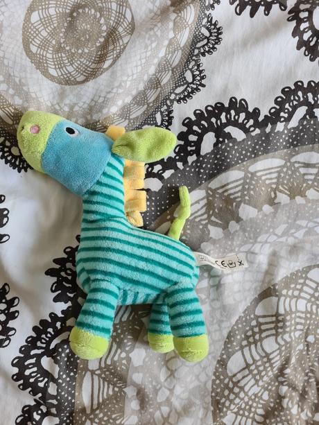 Plysova hracka farebna, 