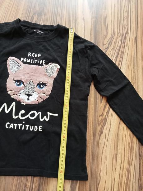 Tricko, reserved,152