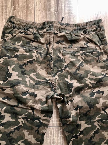 Maskáčové rifle, m