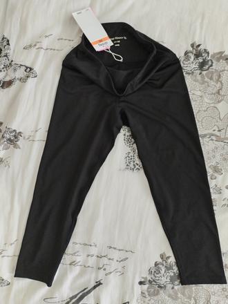 Legíny capri, sinsay,xs