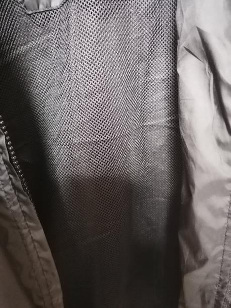 Bunda šuštiaková, 152