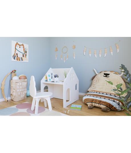 Edukačný stolík v tvare domčeka, 