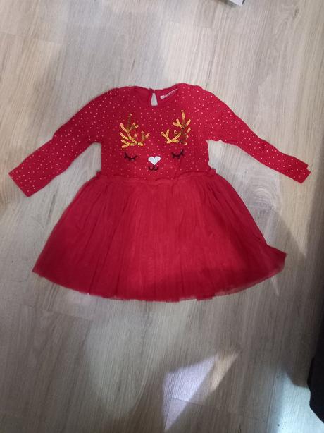 Vianočné šaty, 86