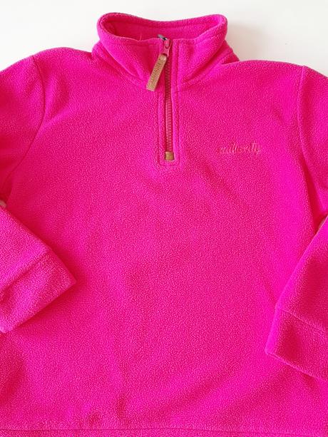 Mikina, authority,128