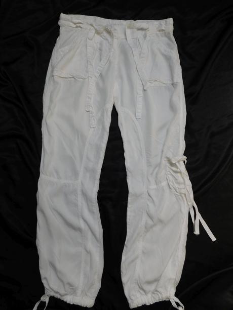 Damske volnočasovky, 40