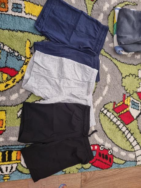 Šortky, h&m,122
