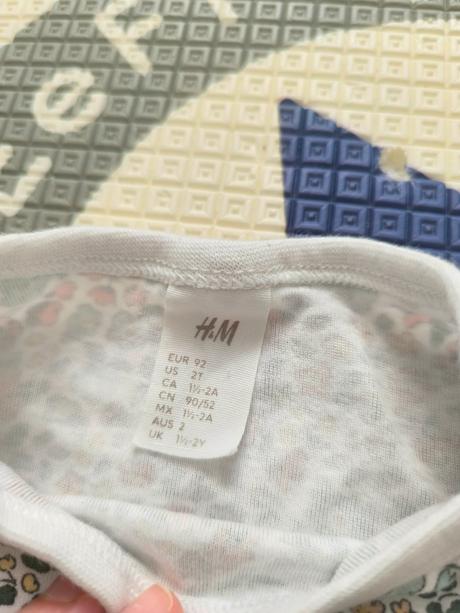 H&m kvietkovane body, h&m,92