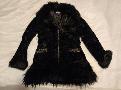 Kožušinový kabát, s