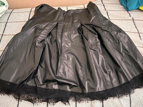 Kožená sukňa, gate,s