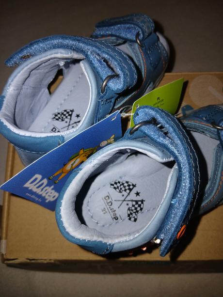 Nové d.d.steep blikajuce sandale, d.d.step,21