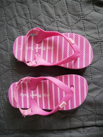 Medziprstové šľapky s pätou jojo maman bebe, 24