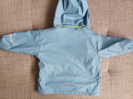 Bunda do dažďa, 86