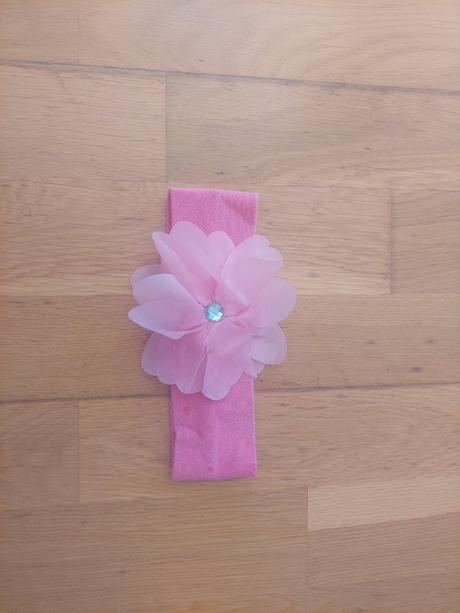 Dievčenská čelenka, 98