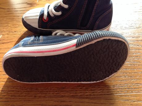 Super tenisky , next,23