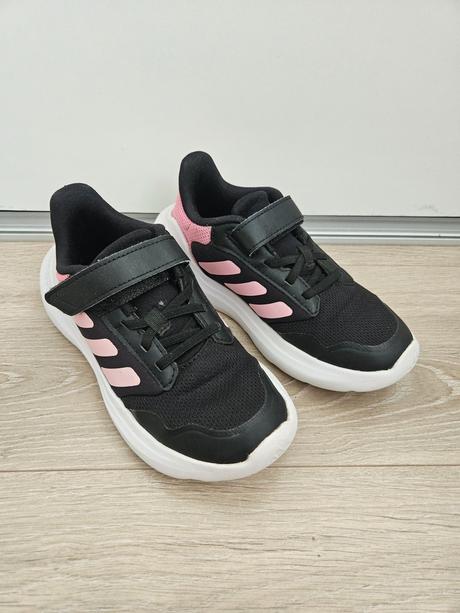 Bežecké tenisky, adidas,33